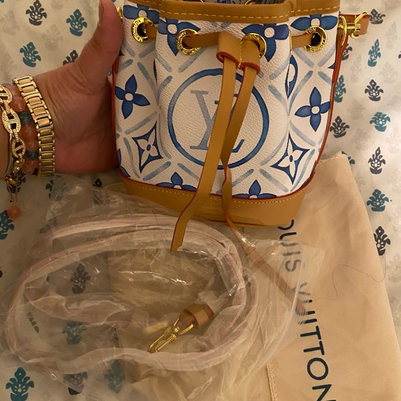 Louis Vuitton White and Blue Mini Bag - Picture 7 of 7